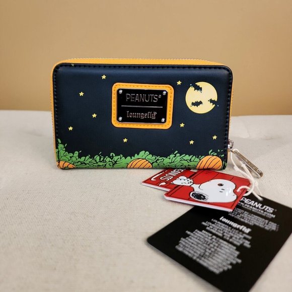 Loungefly Peanuts Snoopy the Great Pumpkin Halloween GID Zip Around Wallet NEW - Picture 6 of 13
